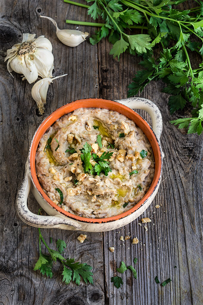 Eggplant dip - better than Baba Ganoush, with only 4 ingredients, this dip is an easy and impressive summer appetizer. | www.viktoriastable.com