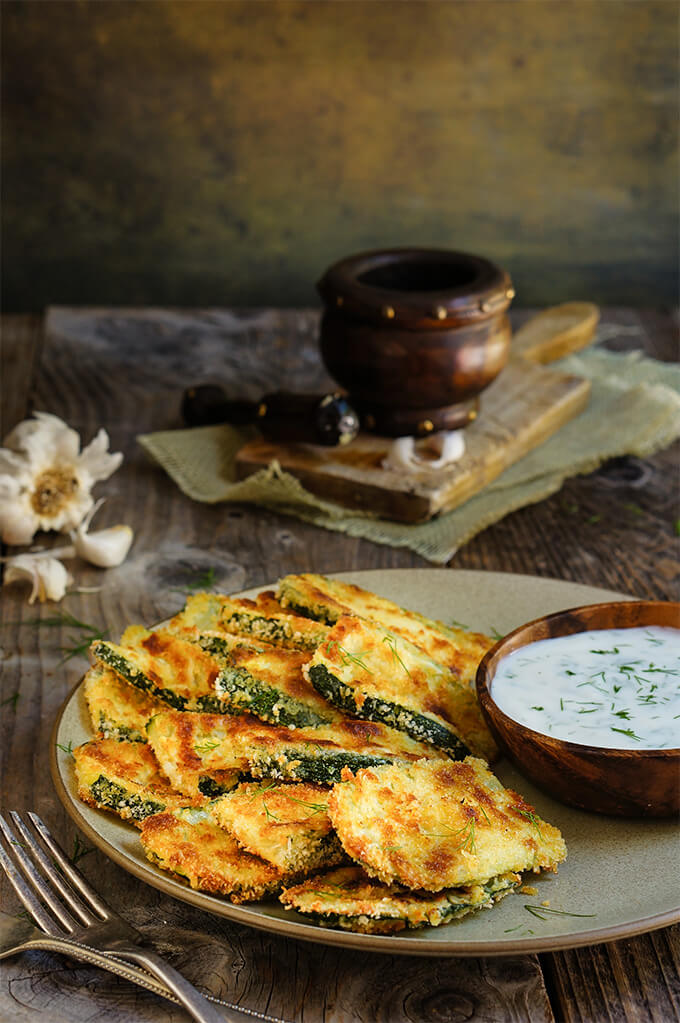 oven-fried zucchini crisps with garlic yogurt dip