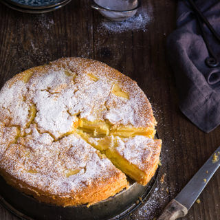Apple cream torte - delicate, tender, moist and cream-like, this apple torte smells and tastes heavenly, and can be served either as a breakfast, or dessert. | www.viktoriastable.com