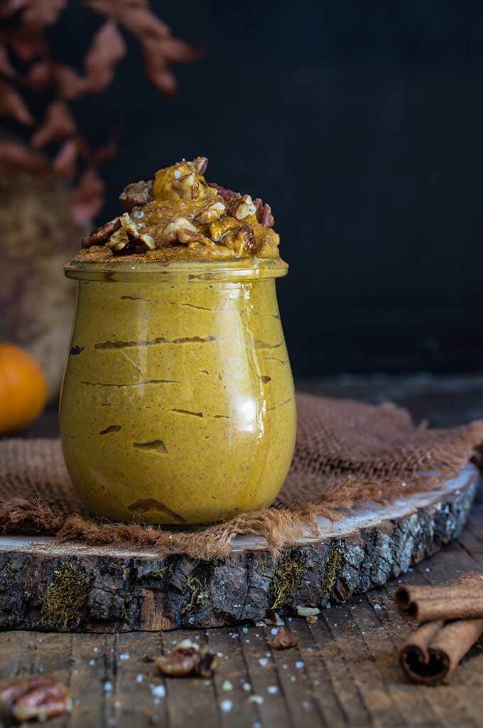 Cinnamon pecan pumpkin butter - a cross between a nut and fruit butter, with creamy texture and rich flavors of pecans and maple syrup, reminiscent of a pumpkin pie filling. | www.viktoriastable.com